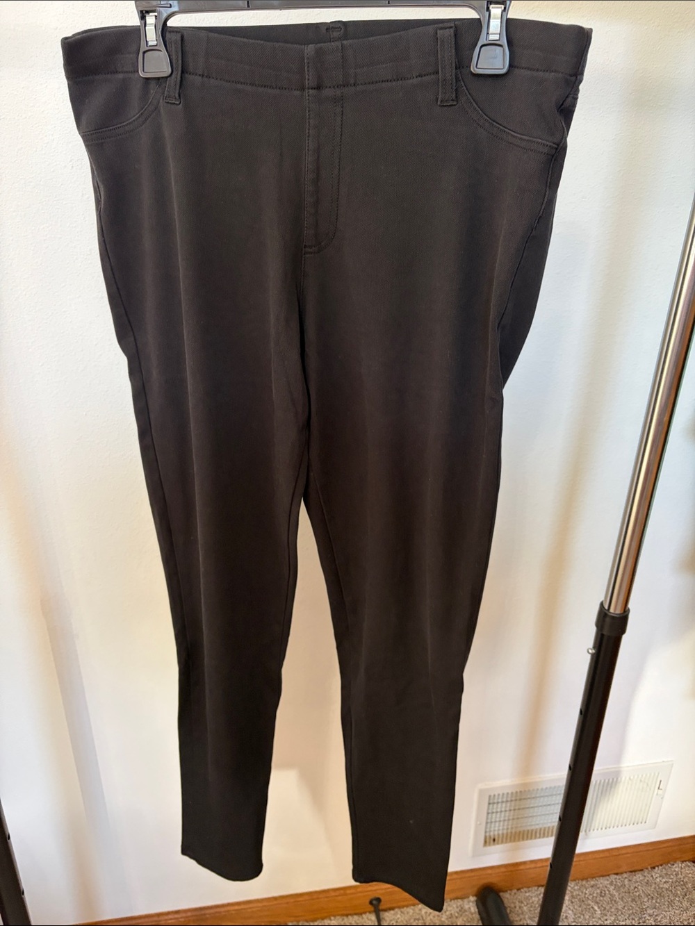 NEW listing XL Faded Glory jeggings
